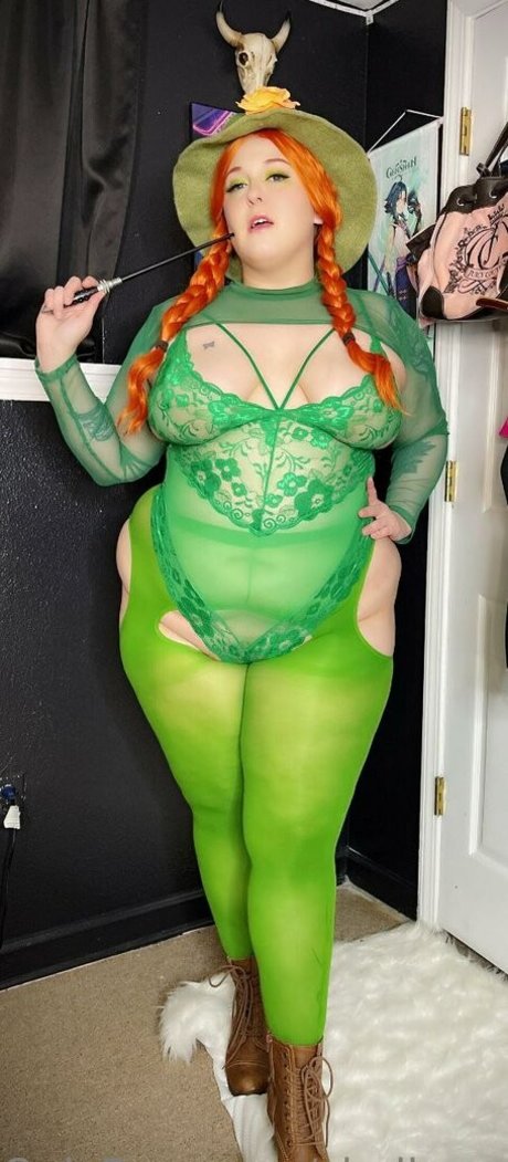 Chelhellbunny model pretty photo