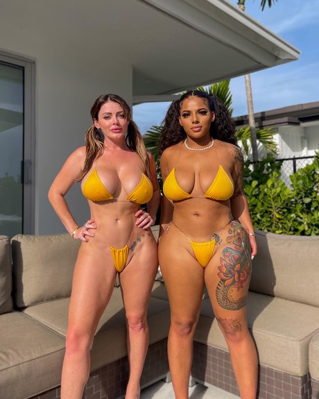 KKVSH nudes model pictures