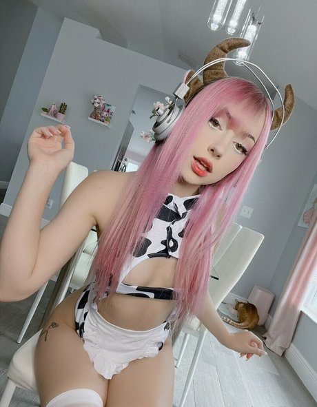 Karrigan Taylor porn star picture