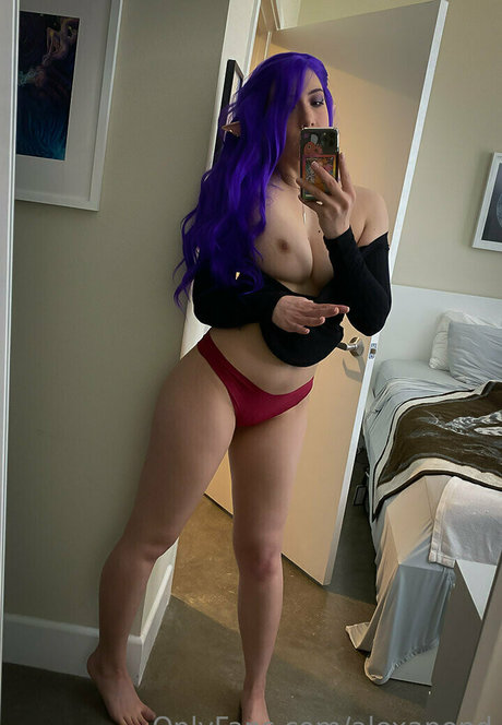 Alexa Pond model naked pictures