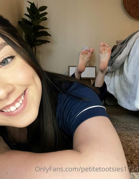 PenelopeTootsies pornstar sex archive