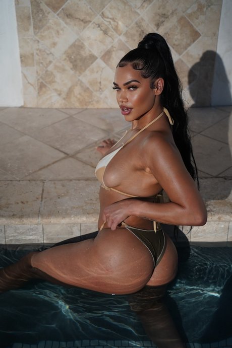 Bralynne Hughes hd model pics
