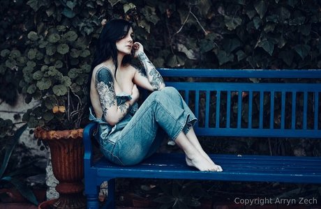 Arryn Zech pornstar erotic pic