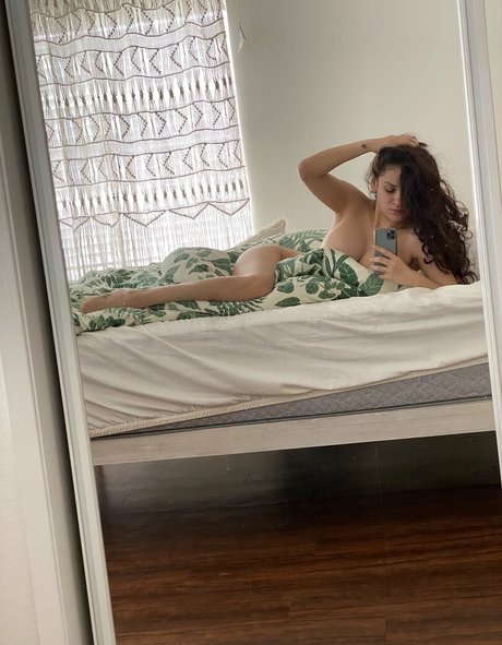 asian lesbians onlyfans exclusive img