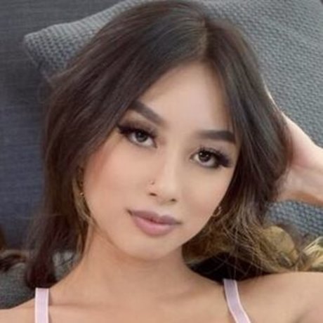 bbygirlmai hot pornstar picture