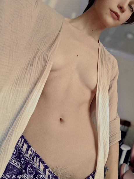 Bunnybii adult model pic