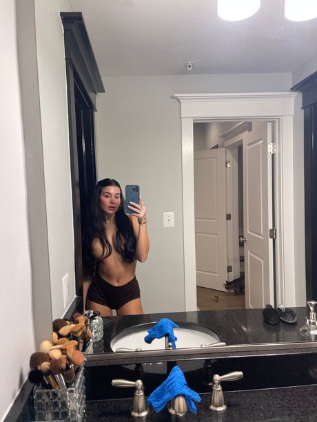 black hair onlyfans pornos image
