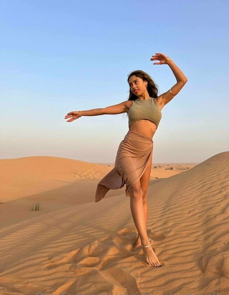 Christina Bertevello model pornographic images
