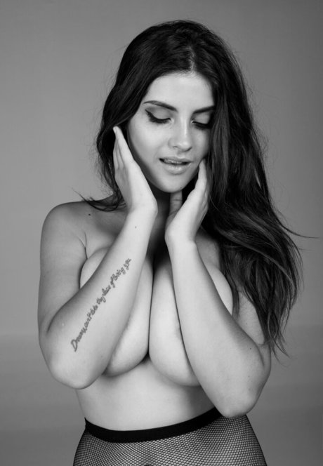 Judit Guerra nice model archive