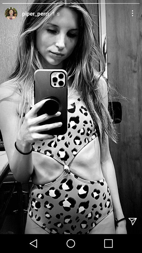Piper Perri model naked pictures