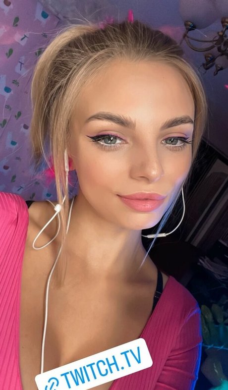 busya18plus pornstar pretty images