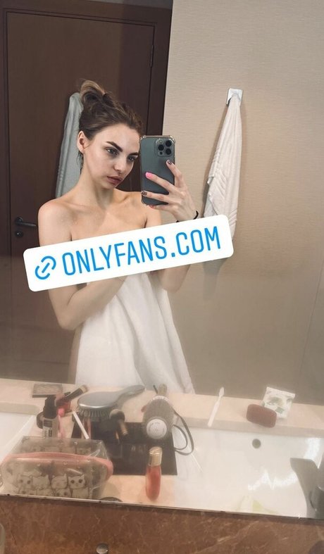 busya18plus nude star archive