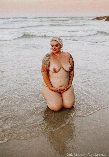 big labia onlyfans hot naked photo