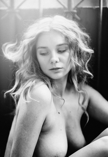 Natali Tihomirova pornstar adult archive