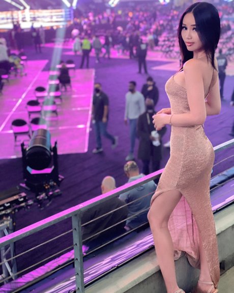 Faye Miah nude pornstar picture