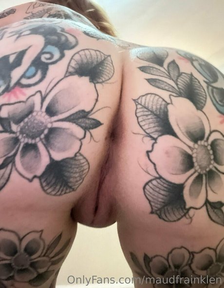 big tits nerd onlyfans hd photo