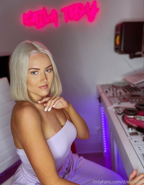 Djkailatroy pornstar nudes photo