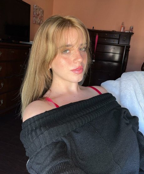 Haley Z pornstar hd image