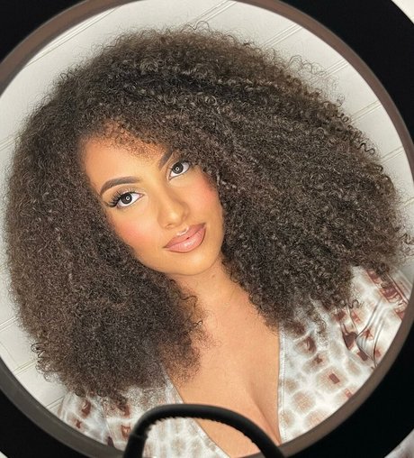 Ines Curly pornographic actress pic
