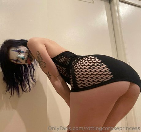 rottingcorpseprincess model perfect img