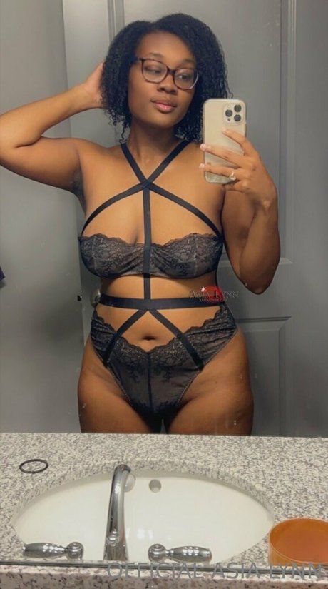 asian solo onlyfans hot nude picture
