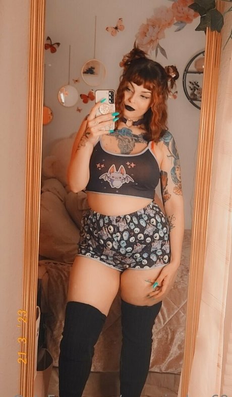 naomipeaches art pornstar photo