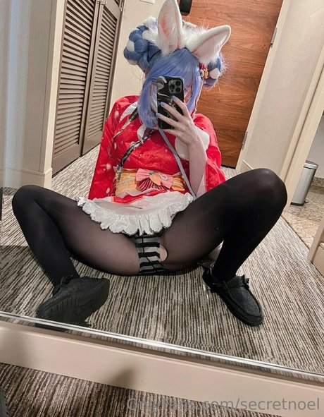 secretnoel naked star picture