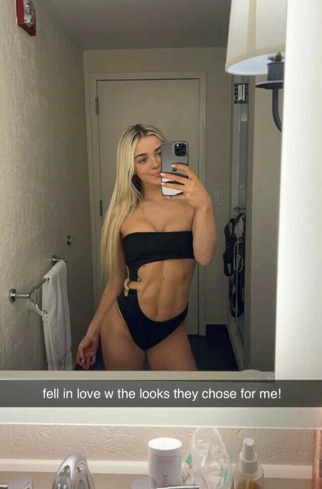schoolgirl onlyfans porn pic