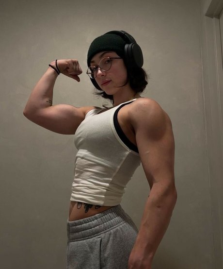 leanbeefpatty model nude gallery