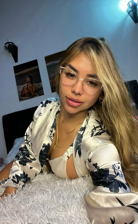 40 onlyfans free xxx photos