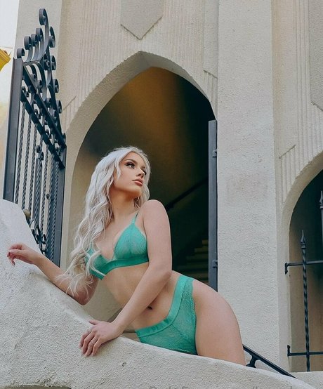 knockers pornstar adult galleries