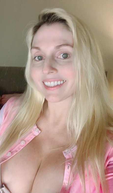 skinny petite onlyfans sexy naked picture