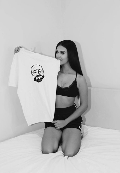 kitty xxx onlyfans nudes image