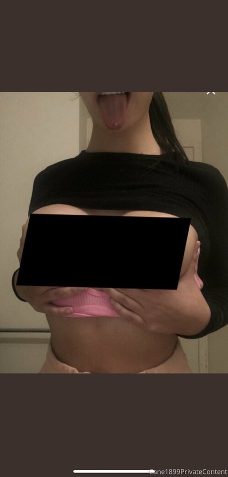 itsmisscane nude model img