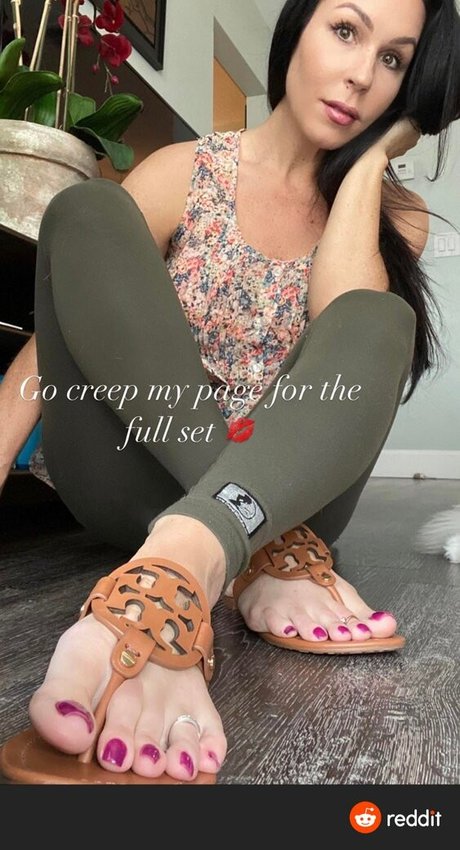 Beautyandherfeetz model exclusive galleries