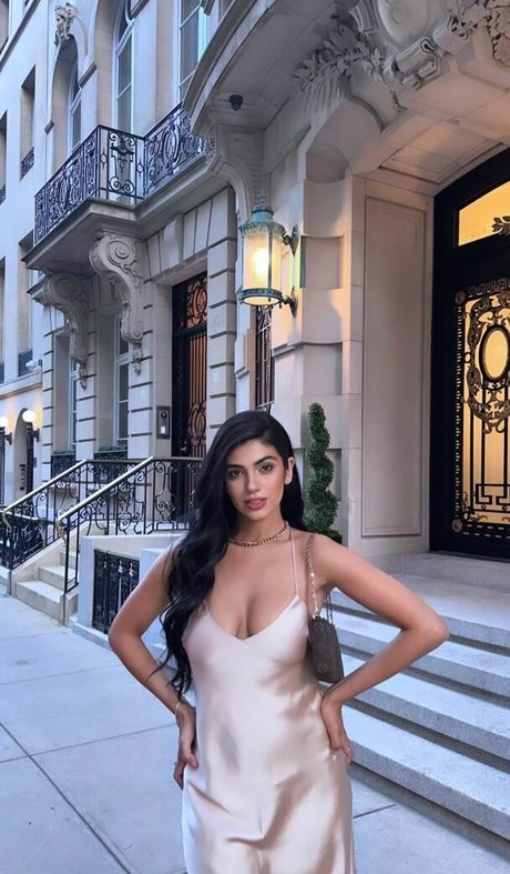 KamiCosplayer star beautiful gallery