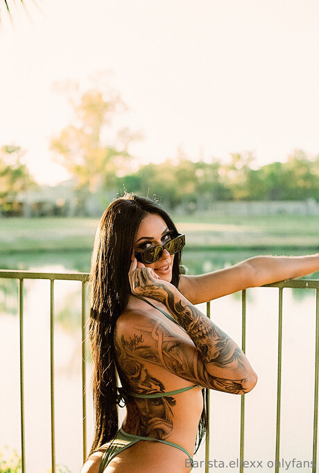 laurelemonique model erotic pictures