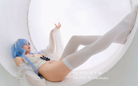 Niantutu porn star gallery