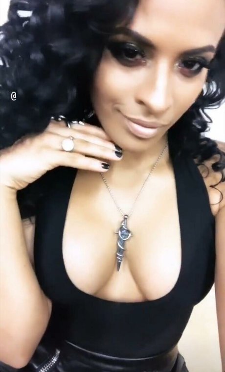 Zelina Vega star erotic photo
