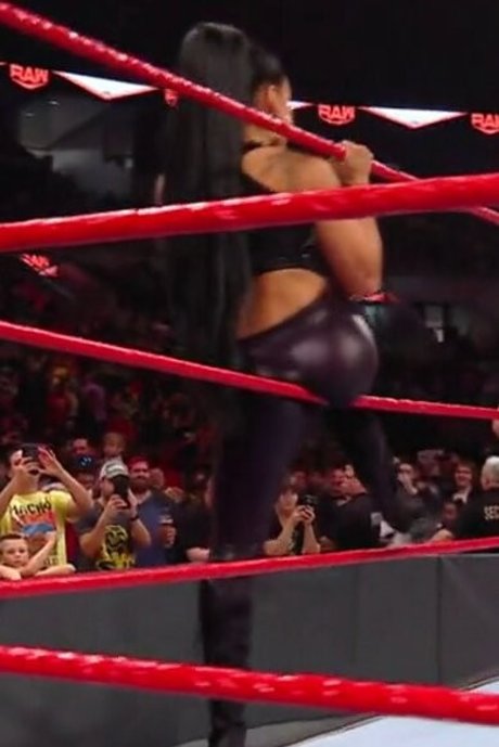 Zelina Vega top actress pics
