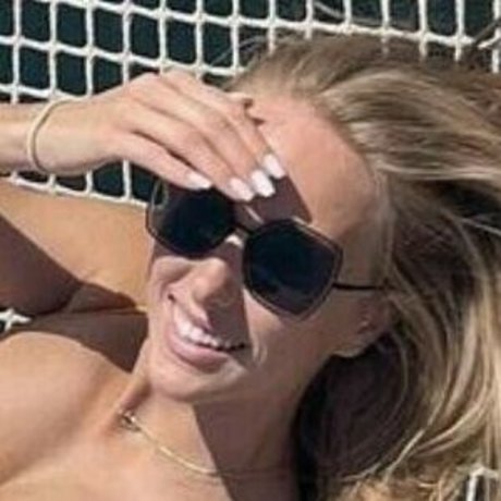 Brittany Lynne model porn photos