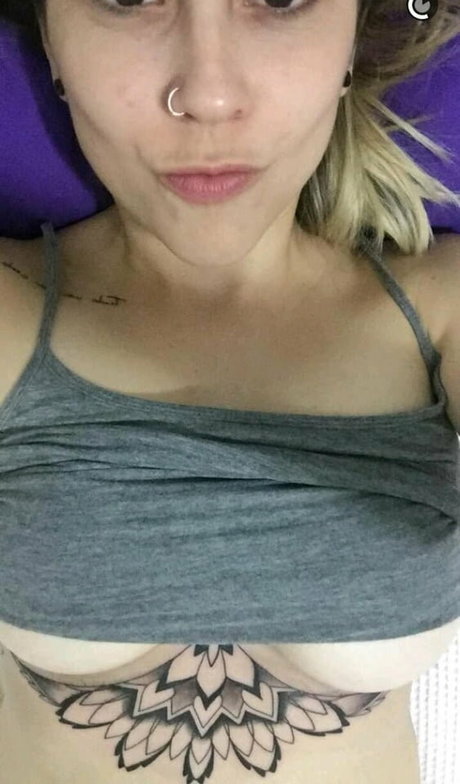 Pathy Dos Reis pornstar pretty pic