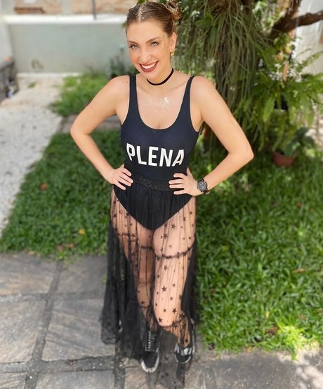 Carol Moreira top star images