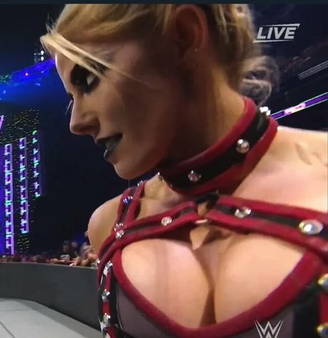 Alexa Bliss erotic actress galleries