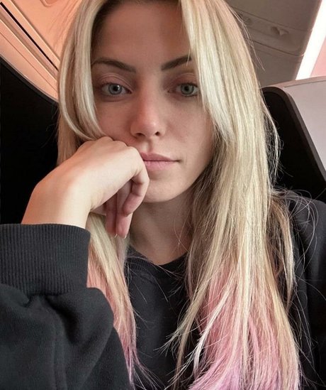 Alexa Bliss sex actress pictures