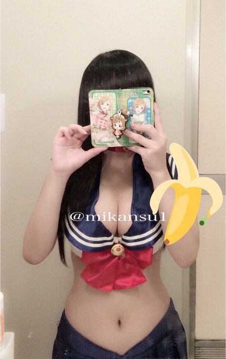 Mikansui model perfect photo