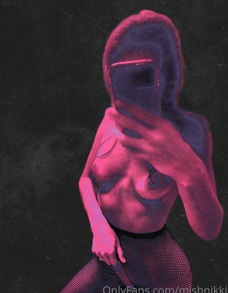 nicoleevien nude pornstar picture