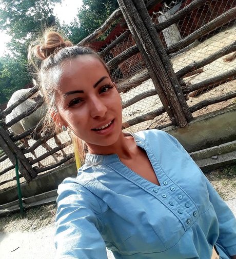 Marinela Adalbertova nude pornstar photo