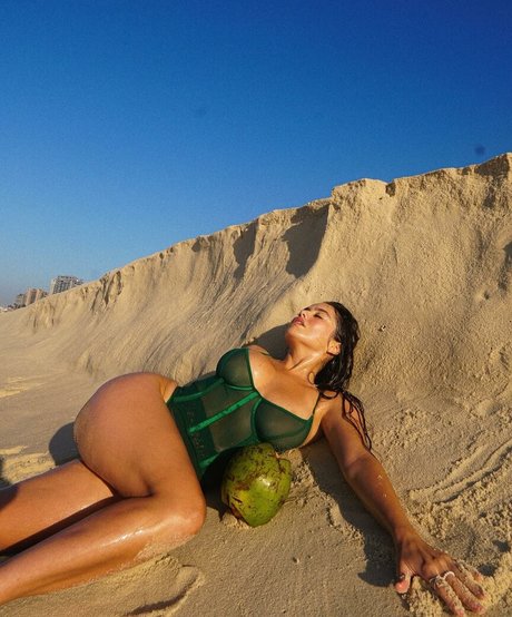 Margo Dumas nudes actress pic