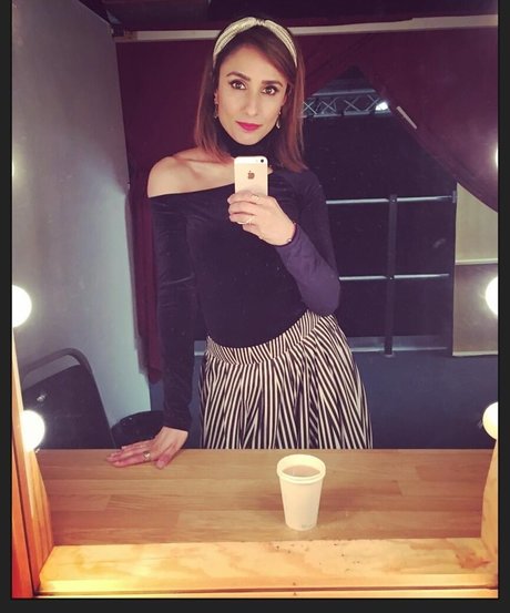 Anita Rani free model photo
